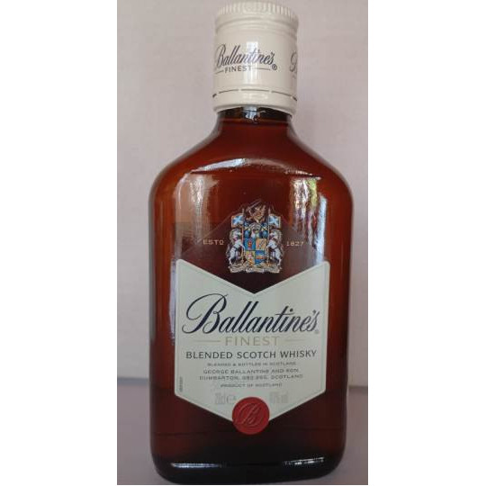 BALLANTINE´S 20cl CAJA 24 UNIDADES